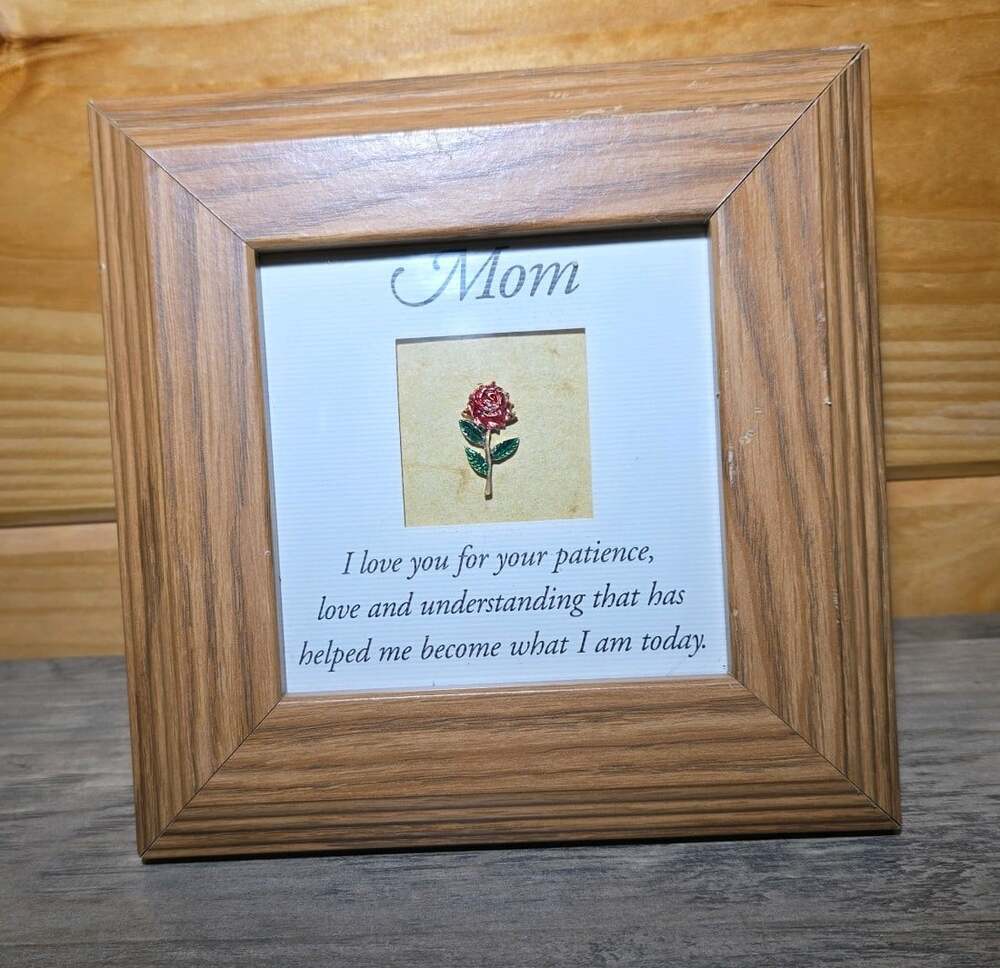 Mother’s Day Gift Vintage Wooden Frame Artwork Rose Mom I Love you 7x7 Frame